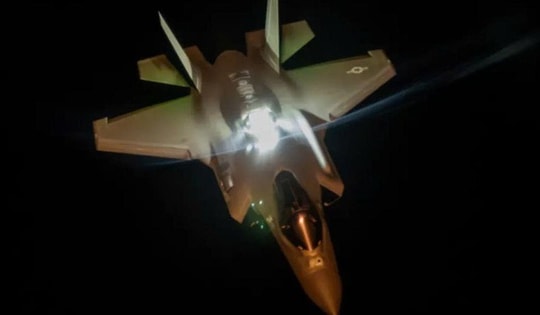 Video khoảnh khắc tiêm kích tàng hình F-35 Mỹ trúng hỏa lực Iran