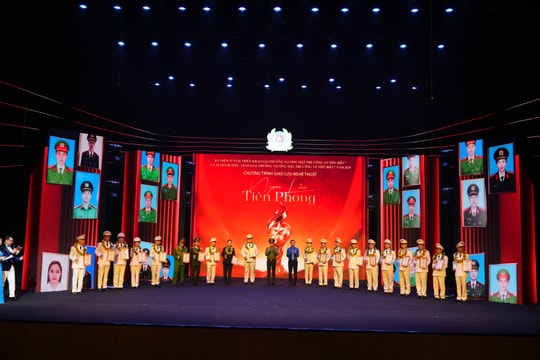 Tuyên dương trao giải thưởng Gương mặt trẻ Công an tiêu biểu 2025