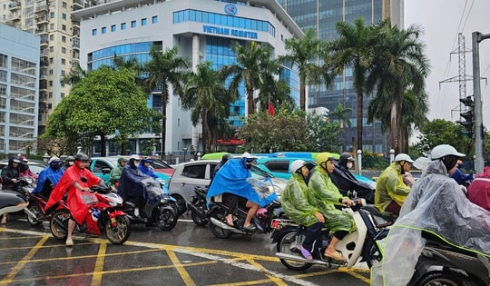 Đêm nay miền Bắc đón không khí lạnh, trời mát kèm mưa