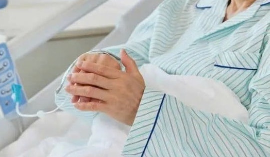 Cụ ông 70 tuổi mắc sùi mào gà sau lần quan hệ tình dục không an toàn