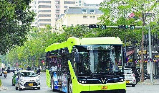 Xe xăng sẽ bị hạn chế đi vào khu vực nào của Hà Nội từ ngày 1/7?