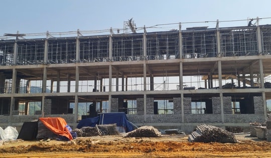 Những ngôi trường nội trú liên cấp dần thành hình giữa núi rừng A Lưới