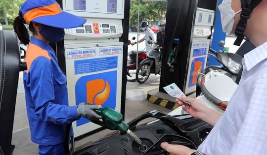 Kết luận số 14 của Bộ Chính trị về bảo đảm nguồn cung, giá nhiên liệu trong tình hình mới