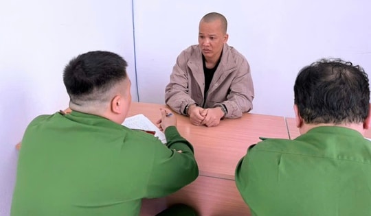 Công an Hà Nội bắt đối tượng truy nã đặc biệt về tội giết người tại cửa khẩu