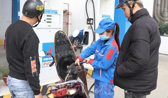 Chủ động bảo đảm nguồn cung xăng dầu trước biến động thế giới