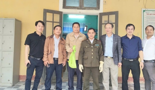 Động vật quý hiếm 'đi lạc' vào trường học ở Huế