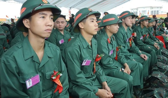 Trốn nhập ngũ, một trường hợp bị phạt 62,5 triệu đồng