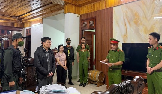 Triệt phá 3 nhóm tội phạm núp bóng doanh nghiệp, thu 4 khẩu súng, giữ khẩn cấp 10 đối tượng