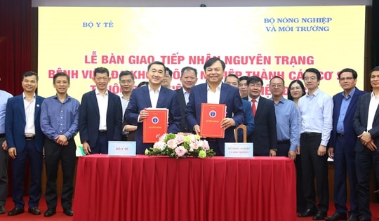 Chính thức bàn giao Bệnh viện Đa khoa Nông nghiệp về Bệnh viện Hữu nghị Việt Đức