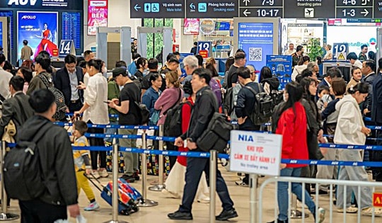 Giá nhiên liệu tăng, Cục Hàng không kiến nghị áp dụng phụ thu