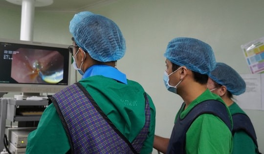 Đau bụng nhiều ngày nhưng chủ quan, người đàn ông phải trả giá vì thói quen phổ biến