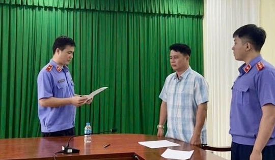 Tai nạn giao thông khiến nữ sinh 14 tuổi ở Vĩnh Long tử vong: Bắt nguyên Phó thủ trưởng cơ quan điều tra