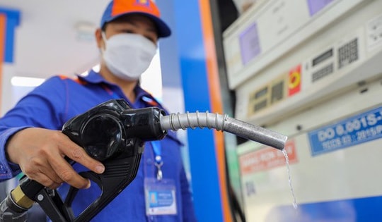 Chính thức: 2 sắc thuế xăng dầu về 0%, VAT không phải kê khai