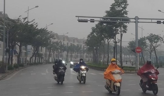 Khi nào khối khí nóng bao phủ miền Bắc và miền Trung?