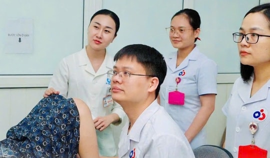 25 năm không kiểm tra, vòng tránh thai lạc sâu vào tử cung