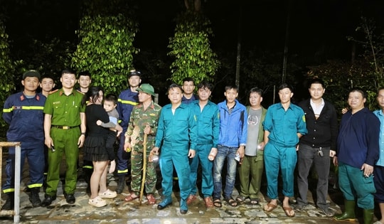 Bé trai 4 tuổi lạc lên đồi, lực lượng chức năng xuyên đêm tìm kiếm