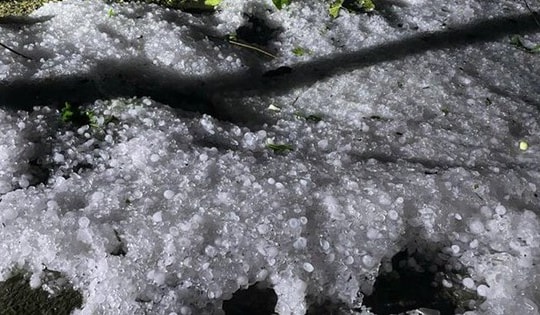 Chuyên gia lý giải nguyên nhân rất khó dự báo được mưa đá hay dông lốc