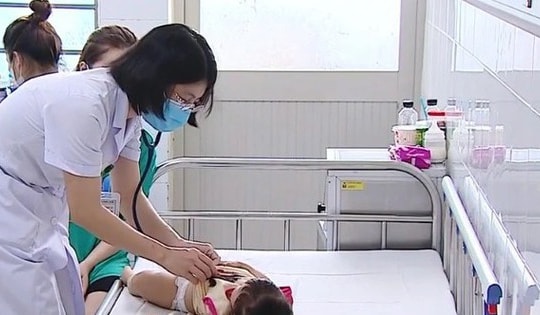 Tay chân miệng gia tăng, cảnh báo chủng EV71 độc lực cao, Bộ Y tế yêu cầu chủ động điều trị, kiểm soát lây nhiễm