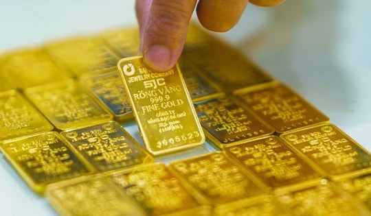 Chốt giá vàng hôm nay ngày 1/4 tăng cực mạnh
