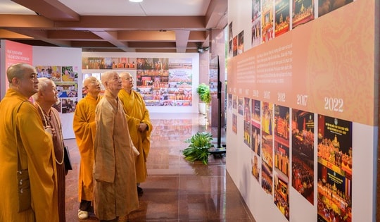 TPHCM: Khai mạc triển lãm 45 năm Giáo hội Phật giáo Việt Nam