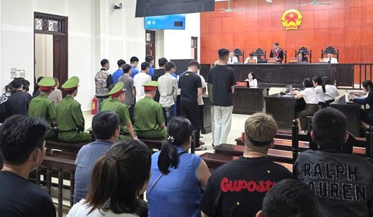 Nhóm 'báo thủ' coi thường pháp luật và bản án cho sự ngông cuồng