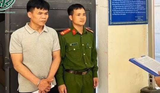 Vây bắt nghẹt thở 'trùm' ma túy trốn 6 ngày trong rừng, liều mạng bơi qua sông thoát thân