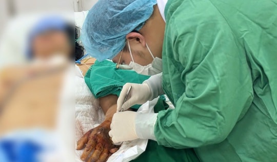 Người phụ nữ sốc nguy kịch sau tiêm thuốc ở phòng khám tư