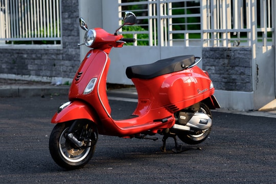 Bảng giá xe Piaggio Vespa LX 125 mới nhất tháng 4/2026