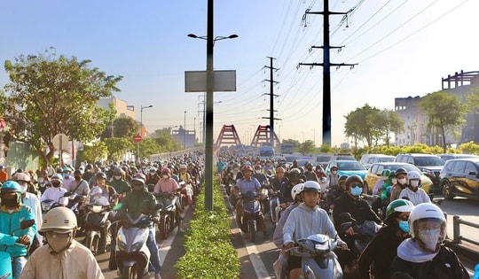 TPHCM tiến tới hạn chế những phương tiện giao thông không đáp ứng tiêu chuẩn khí thải