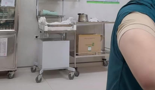 Bác sĩ có được livestream khi thăm khám, đỡ đẻ cho sản phụ hay không?