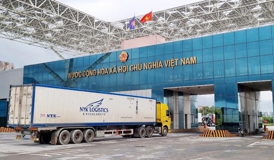 Tín hiệu tích cực từ thông quan cuối tuần tại cửa khẩu quốc tế Móng Cái