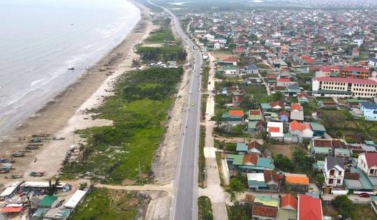 Cận cảnh tuyến đường ven biển gần 5.000 tỷ đồng ở Nghệ An sắp 'về đích'
