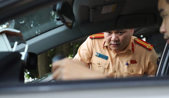 Bóc trần loạt chiêu trò gian lận sát hạch lái xe, loạt địa phương bị nêu tên