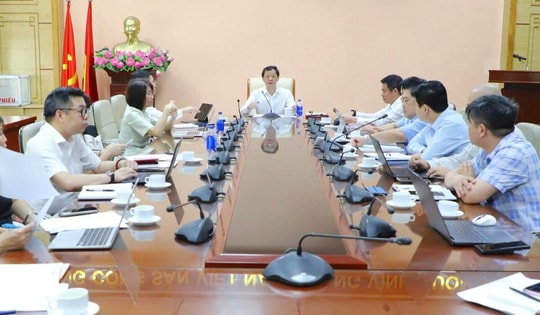 Thúc đẩy tiến độ thực hiện chuyển đổi số y tế, bệnh án điện tử và sổ sức khoẻ điện tử