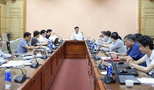 Đẩy nhanh tiến độ hoàn thiện thể chế, nâng cao hiệu lực, hiệu quả quản lý nhà nước về an toàn thực phẩm