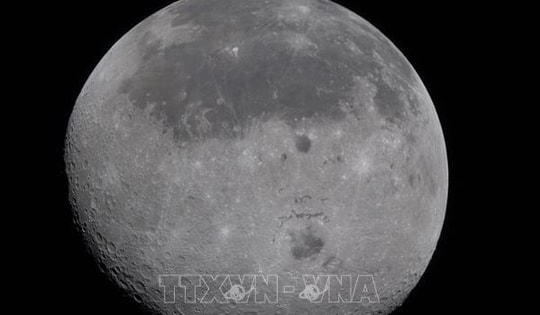 Những khoảnh khắc đáng chú ý trong chuyến bay quanh Mặt Trăng của Artemis II
