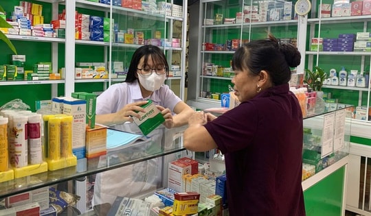Từ 15/5: Kê đơn sai, bán thuốc hết hạn đối mặt mức phạt nặng, tước chứng chỉ