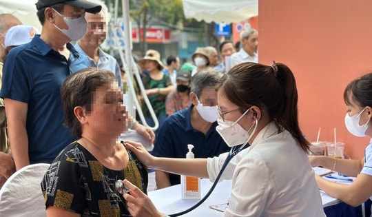 Sàng lọc sớm ung thư phổi: 'Chìa khóa vàng' giảm tử vong và mở ra cơ hội sống cho người bệnh