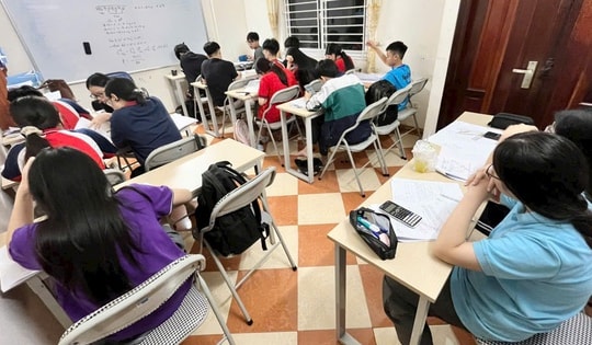 Nới quyền cho hiệu trưởng, siết trách nhiệm trong dạy thêm