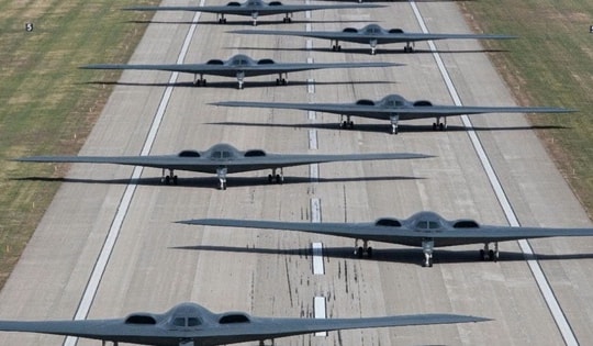 Siêu oanh tạc cơ B-2 Spirit bị 'trói chân' bởi điểm yếu không thể sửa