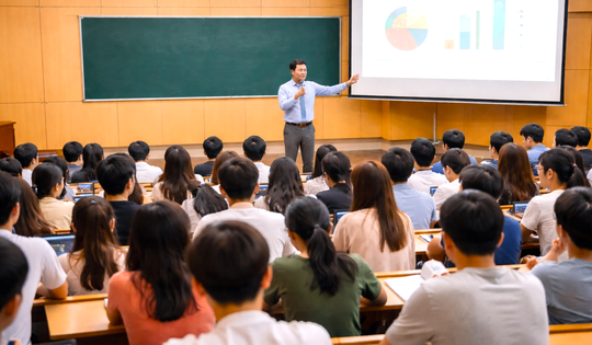 Lãnh đạo đại học phải trưởng thành từ bục giảng, không thể đi lên bằng hồ sơ thủ tục