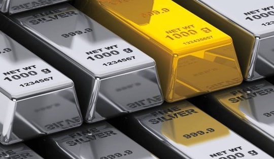 Giá vàng, bạc thế giới ngày 9/4 giảm nhẹ do Iran tái đóng cửa Hormuz