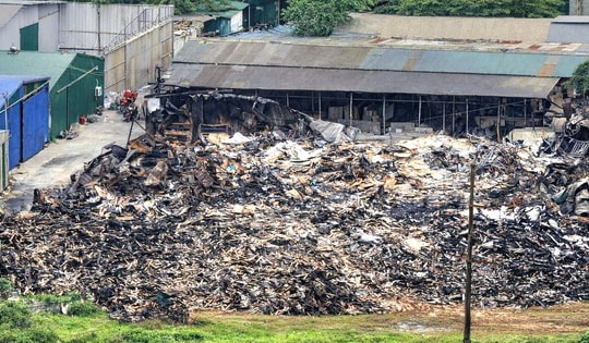 Hà Nội: Ngoài xưởng gỗ bị cháy, phường Thanh Liệt còn nhiều công trình vi phạm trên đất nông nghiệp