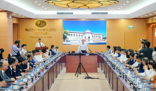 Các ngân hàng thương mại giảm lãi suất sau 9/4