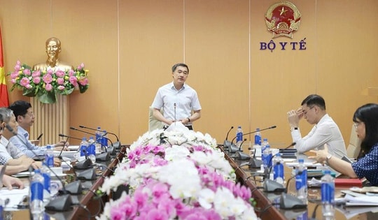 Gỡ 'nút thắt' pháp lý, xây dựng Nghị định mới về khám, chữa bệnh theo hướng tinh gọn, sát thực tiễn