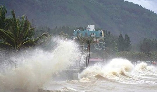 Bão Sinlaku mạnh lên cấp 15 nhưng ít có khả năng vào Biển Đông