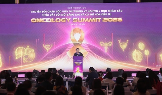 Gánh nặng ung thư gia tăng tại Việt Nam: Thúc đẩy y học chính xác và AI trong điều trị