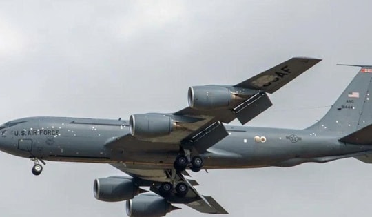 Máy bay KC-135 Mỹ chằng chịt vết đạn sau trận đánh của Iran?