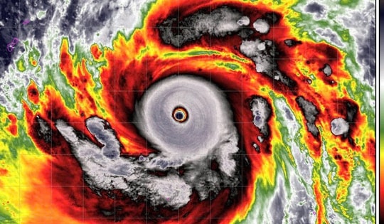 Sinlaku là một trong 3 cơn bão mạnh nhất kể từ năm 1977