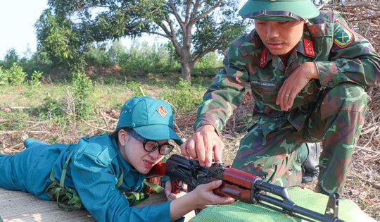 Sĩ quan chính quy về cơ sở: ‘Làn gió mới’ nâng tầm quốc phòng ở Khánh Hòa